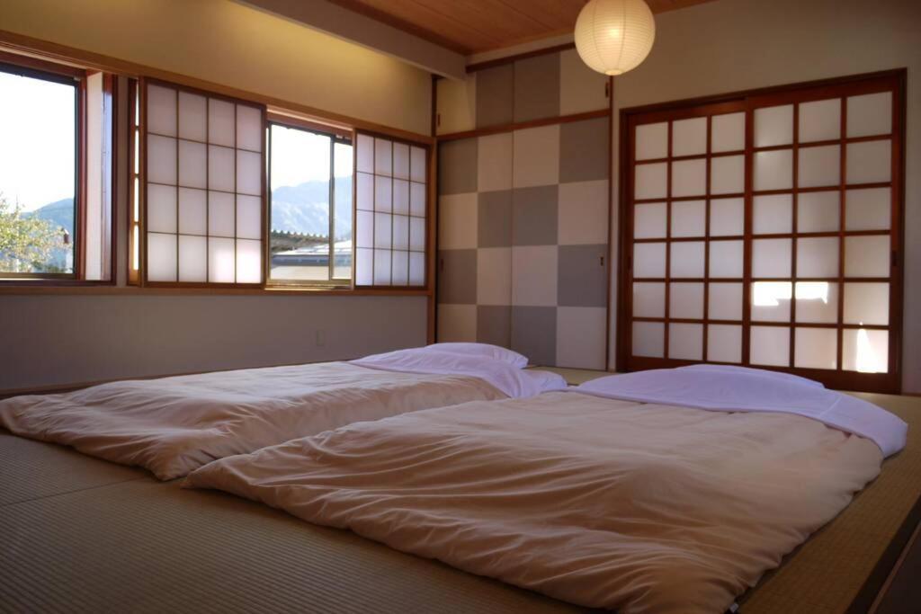 Villa Chakra Hida Exterior foto